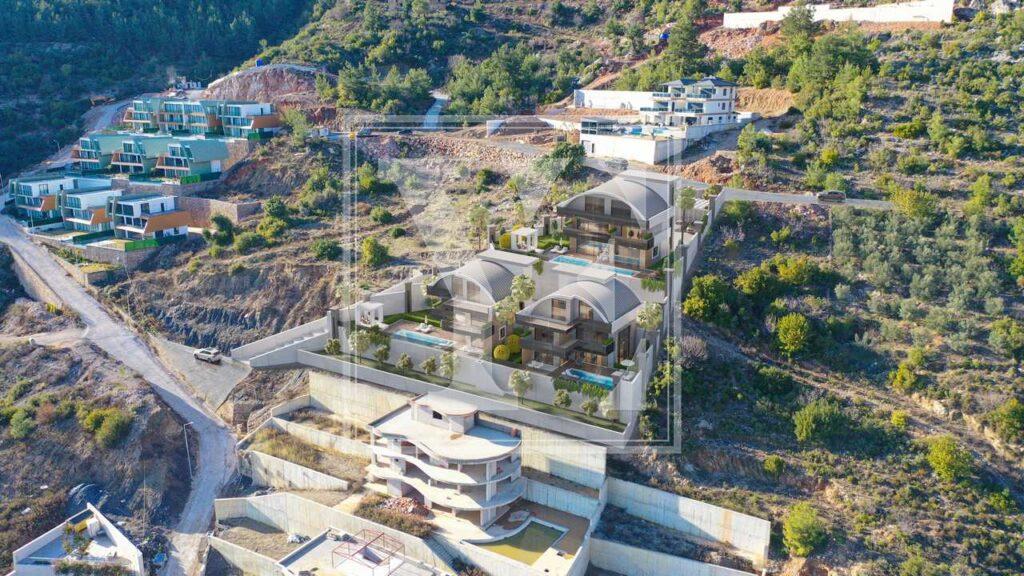 ویلای شیک 4+1 تریبلکس با چشم انداز شگفت انگیز در آلانیا